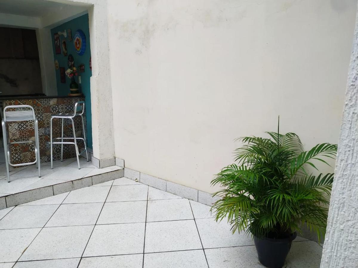 Apartamento Espacoso Localizado No Centro De Angra Dos Reis Exterior foto